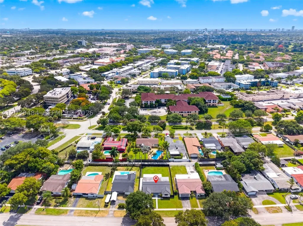 407 S Highland Drive Hollywood FL 33021