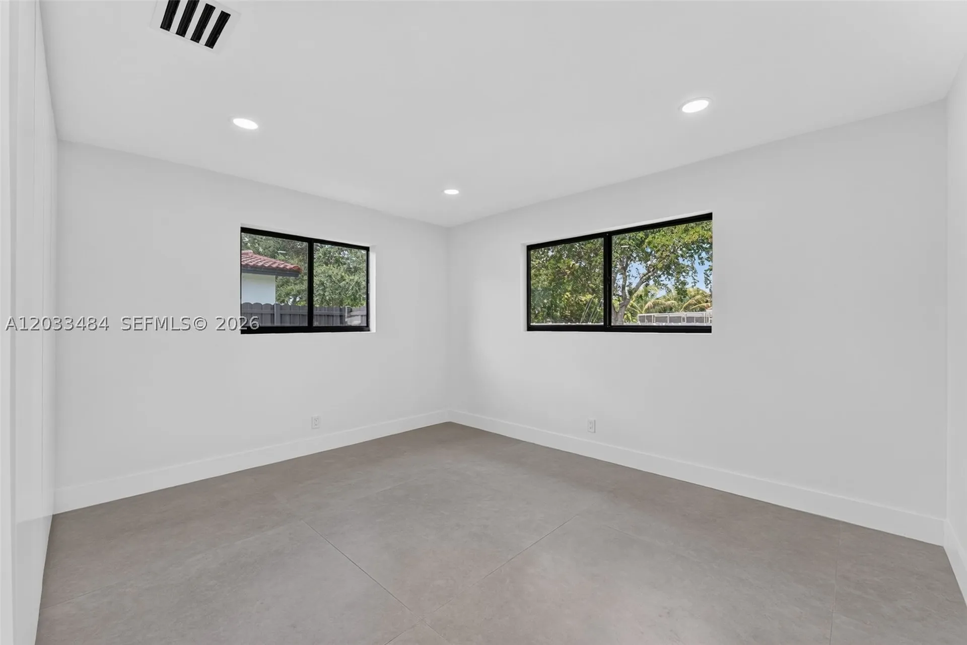 407 S Highland Drive Hollywood FL 33021