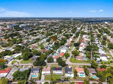 407 S Highland Drive Hollywood FL 33021