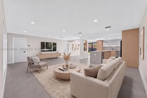 407 S Highland Drive Hollywood FL 33021