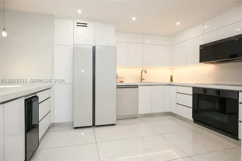 100 Bayview Drive Sunny Isles Beach FL 33160