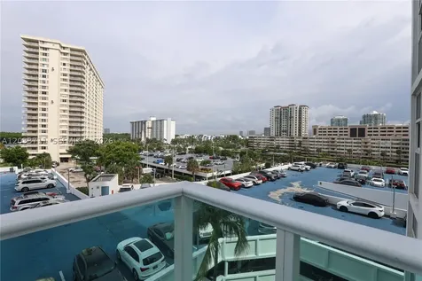 100 Bayview Drive Sunny Isles Beach FL 33160
