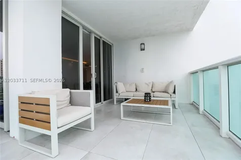 100 Bayview Drive Sunny Isles Beach FL 33160