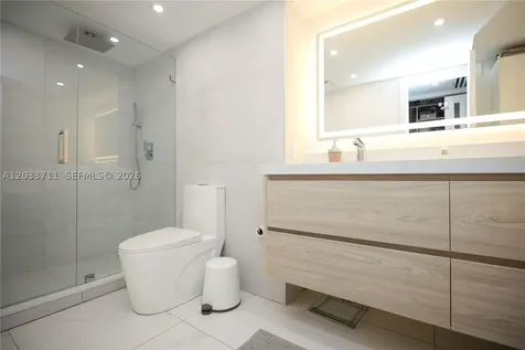 100 Bayview Drive Sunny Isles Beach FL 33160
