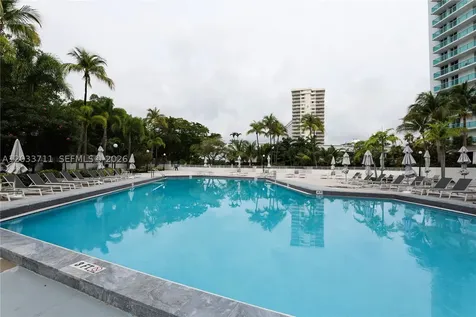 100 Bayview Drive Sunny Isles Beach FL 33160