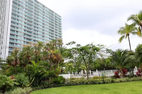 100 Bayview Drive Sunny Isles Beach FL 33160