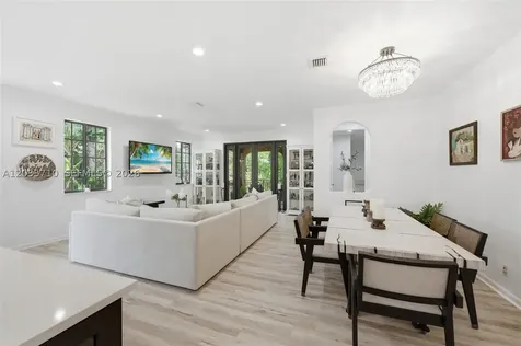 2794 Kinsington Circle Weston FL 33332
