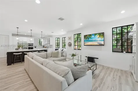 2794 Kinsington Circle Weston FL 33332