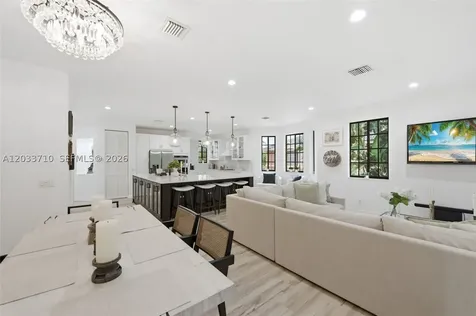 2794 Kinsington Circle Weston FL 33332