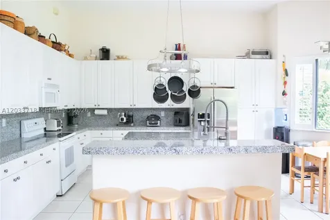7645 SW 193rd Lane Cutler Bay FL 33157