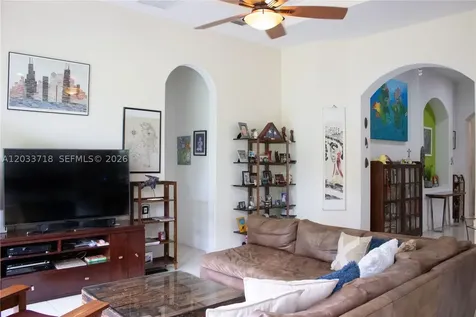7645 SW 193rd Lane Cutler Bay FL 33157