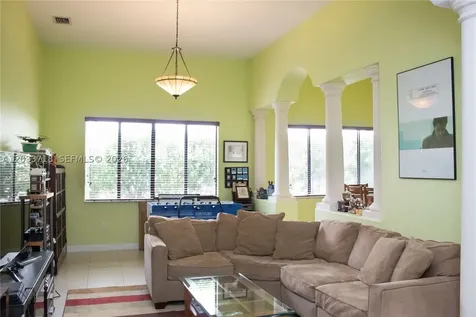 7645 SW 193rd Lane Cutler Bay FL 33157