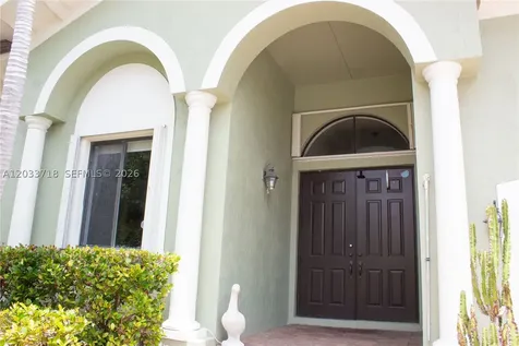 7645 SW 193rd Lane Cutler Bay FL 33157