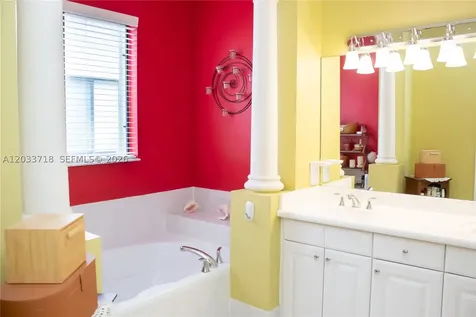7645 SW 193rd Lane Cutler Bay FL 33157