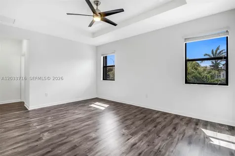 3440 W 100th Terrace Hialeah FL 33018