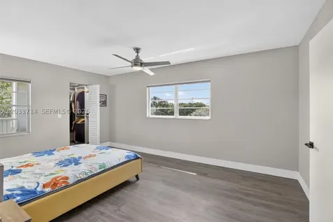 151 SW 135th Terrace Pembroke Pines FL 33027