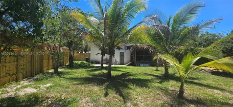 1135 NE 133 Road Street North Miami FL 33161