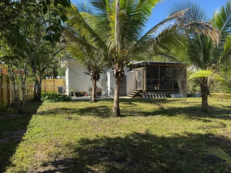 1135 NE 133 Road Street North Miami FL 33161