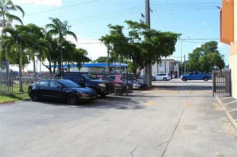 6780 W 2nd Court Hialeah FL 33012
