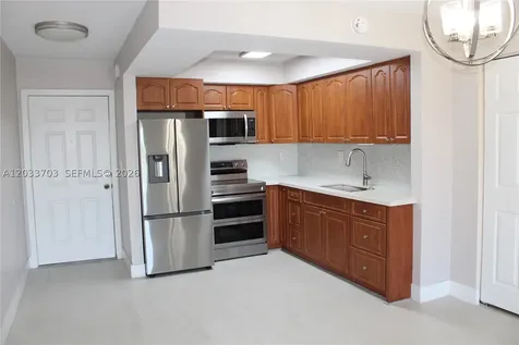 6780 W 2nd Court Hialeah FL 33012