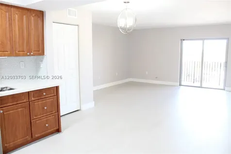 6780 W 2nd Court Hialeah FL 33012