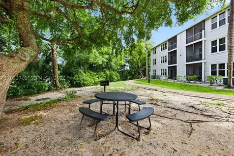 2303 N Congress Avenue Boynton Beach FL 33426