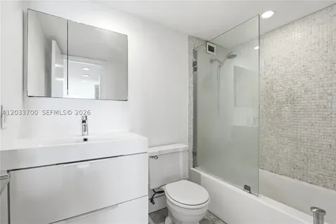 1020 Meridian Avenue Miami Beach FL 33139