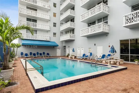 1020 Meridian Avenue Miami Beach FL 33139