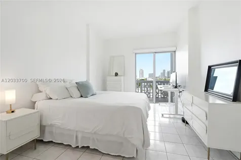1020 Meridian Avenue Miami Beach FL 33139