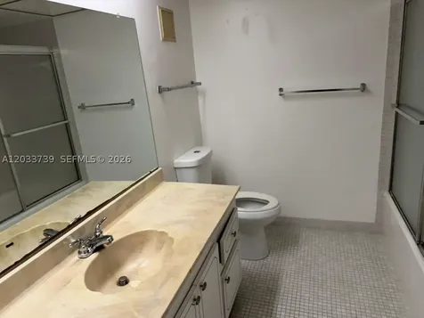 140 Lakeview Drive Weston FL 33326