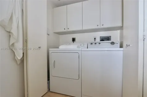 7000 Island Boulevard Aventura FL 33160
