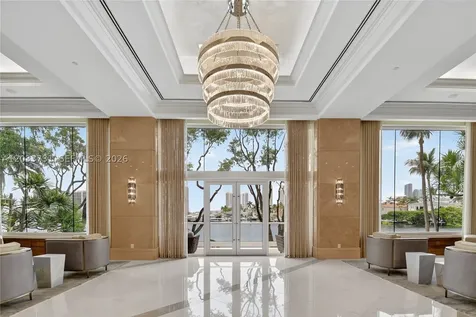 7000 Island Boulevard Aventura FL 33160