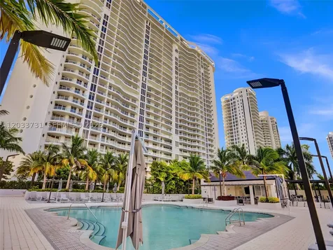 7000 Island Boulevard Aventura FL 33160