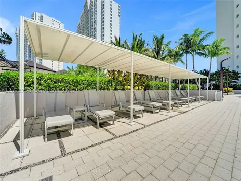 7000 Island Boulevard Aventura FL 33160