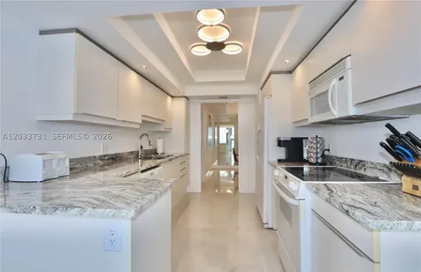 7000 Island Boulevard Aventura FL 33160