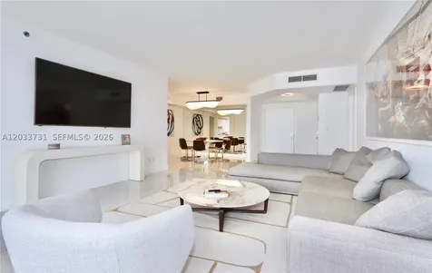 7000 Island Boulevard Aventura FL 33160