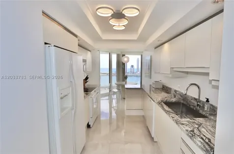 7000 Island Boulevard Aventura FL 33160