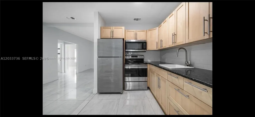 529 NW 42nd Street Miami FL 33127