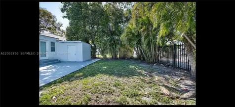 529 NW 42nd Street Miami FL 33127