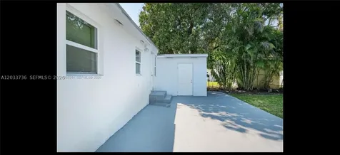 529 NW 42nd Street Miami FL 33127