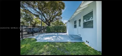529 NW 42nd Street Miami FL 33127