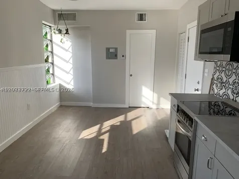 2932 NW 16th Avenue Miami FL 33142