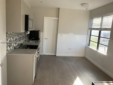 2932 NW 16th Avenue Miami FL 33142
