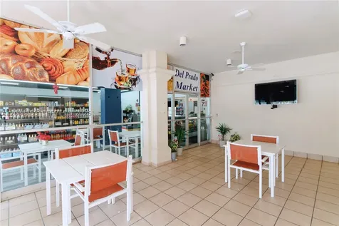 18011 Biscayne Boulevard Aventura FL 33160