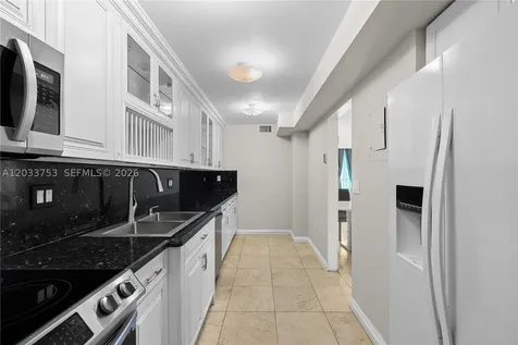 18011 Biscayne Boulevard Aventura FL 33160