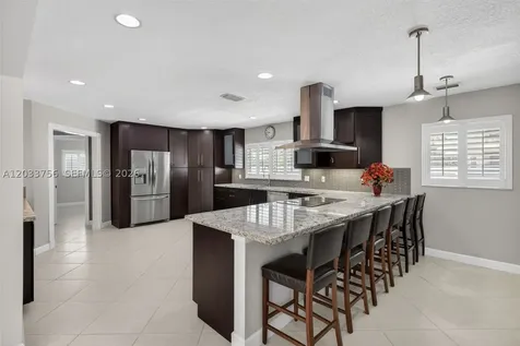 313 SE 6th Street Dania Beach FL 33004