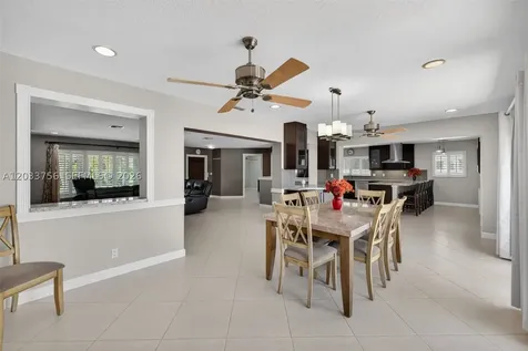 313 SE 6th Street Dania Beach FL 33004