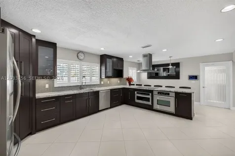 313 SE 6th Street Dania Beach FL 33004