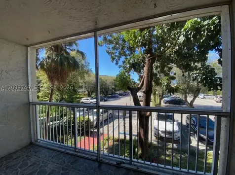 8421 NW 8th Street Miami FL 33126