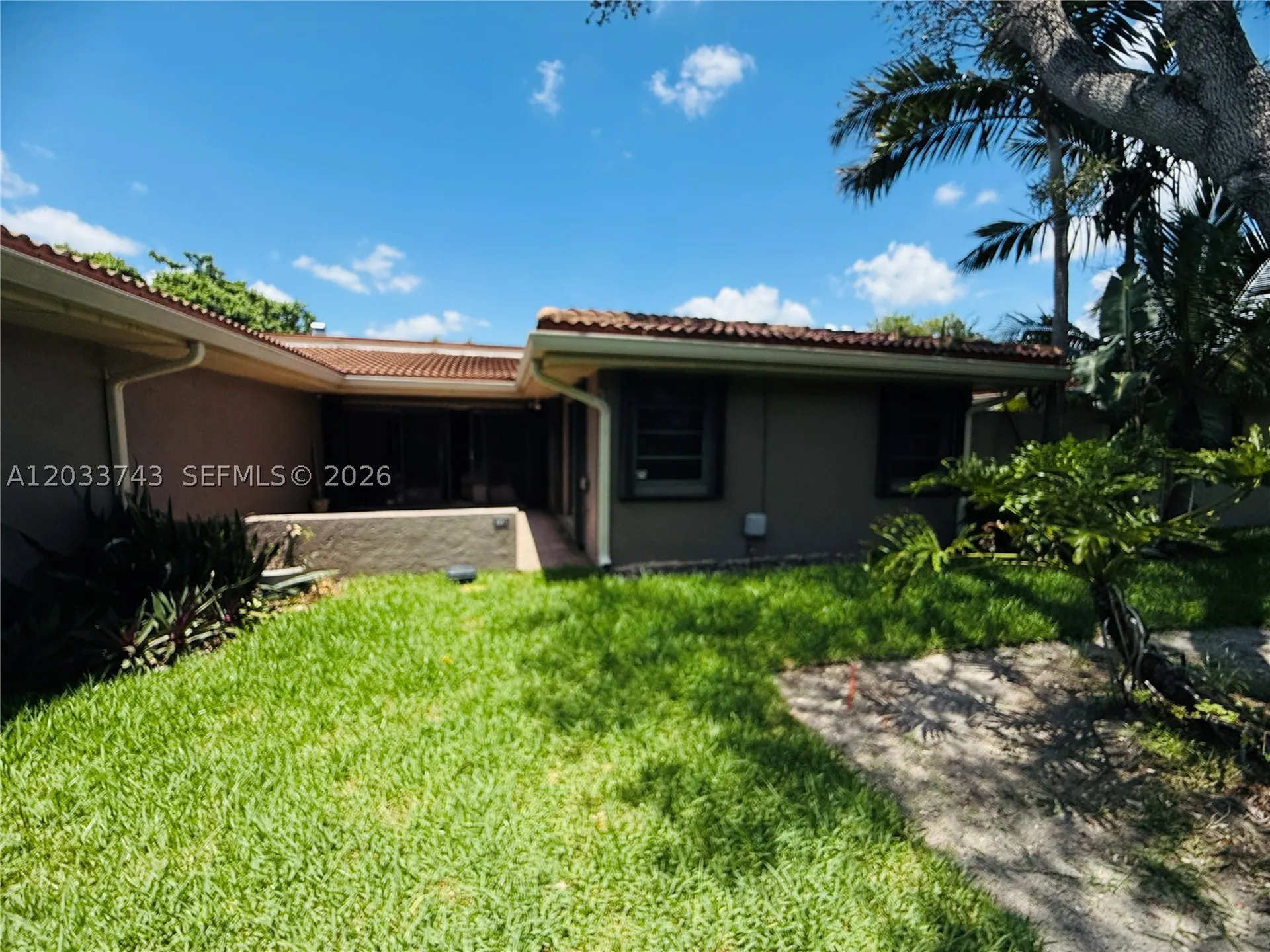 103 Tweedbrook Lane Hollywood FL 33021